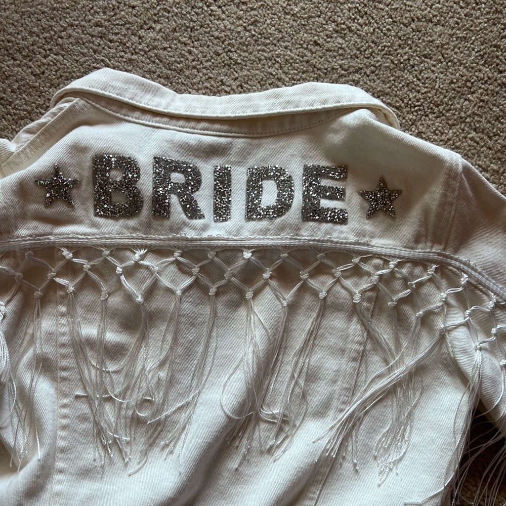 Bride Jacket - Picture 5 of 7